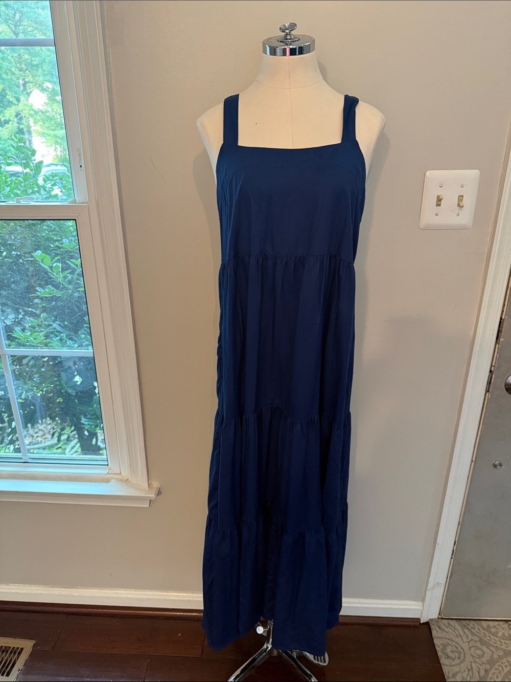 Sleeveless Navy Tiered Square-Neck Maxi Dress